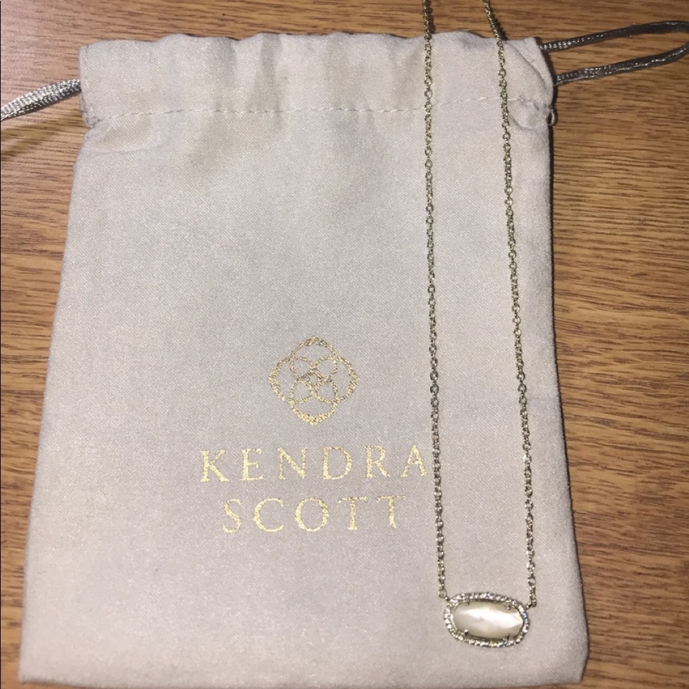 Kendra Scott Necklace